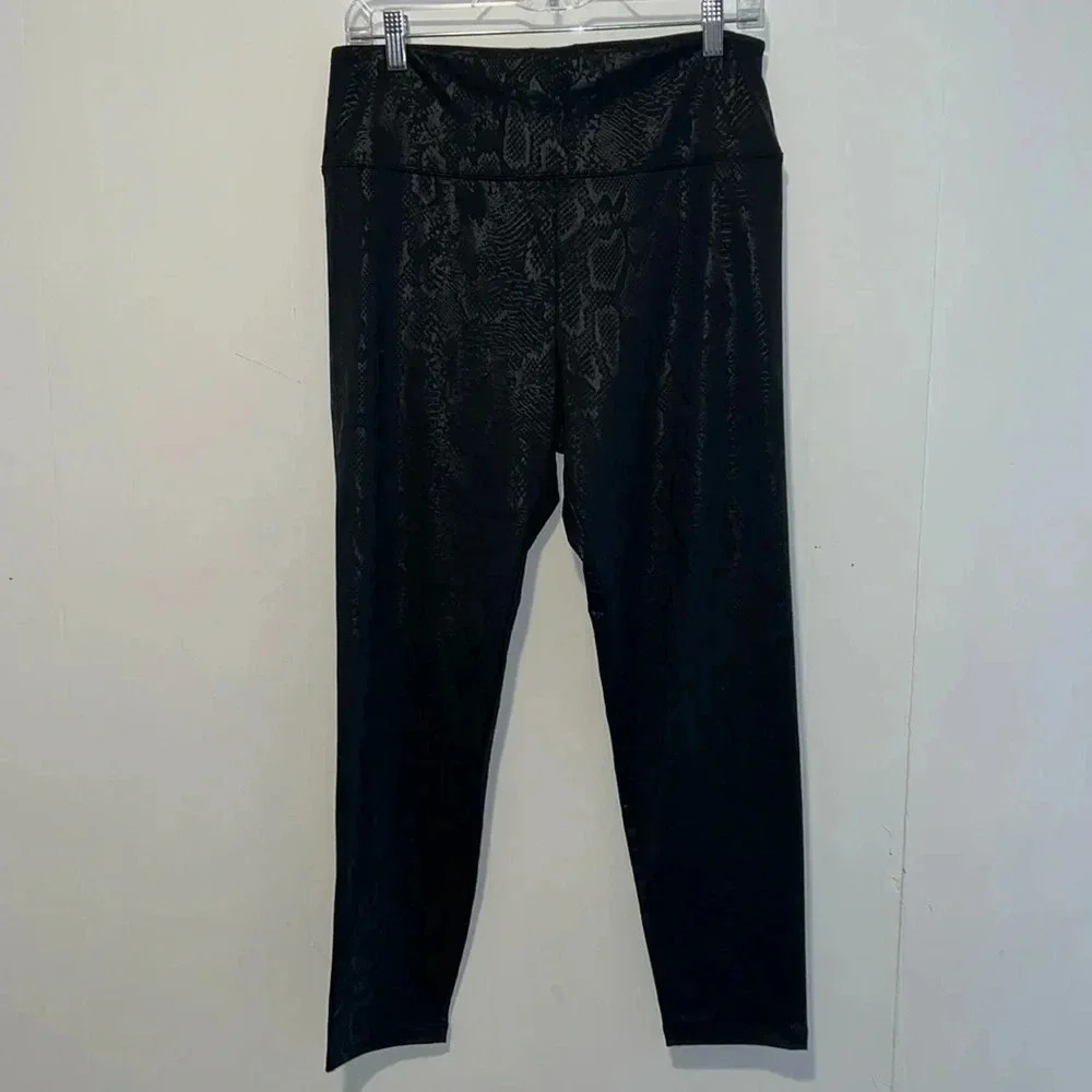 American Eagle Animal Print Black Leggings A10